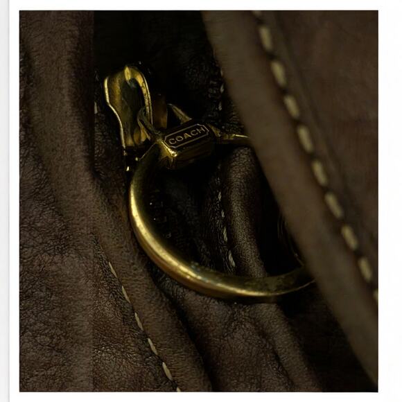 COACH Zip Top ERGO Hobo Shoulder Bag Dark Brown Patent Leather Authentic Dustbag - Picture 6 of 7